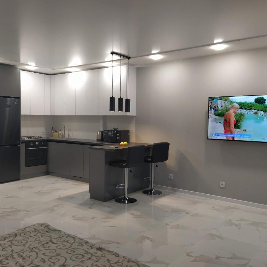 Vip Apartment Near Center Lviv Eksteriør bilde